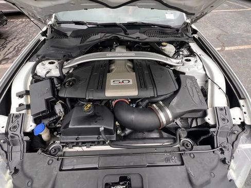 Used 2020 Ford Mustang GT Premium w/ GT Performance Package RWD image 32