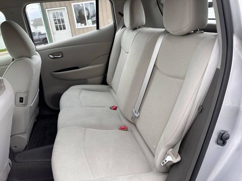 Used 2012 Nissan Leaf SL FWD image 6