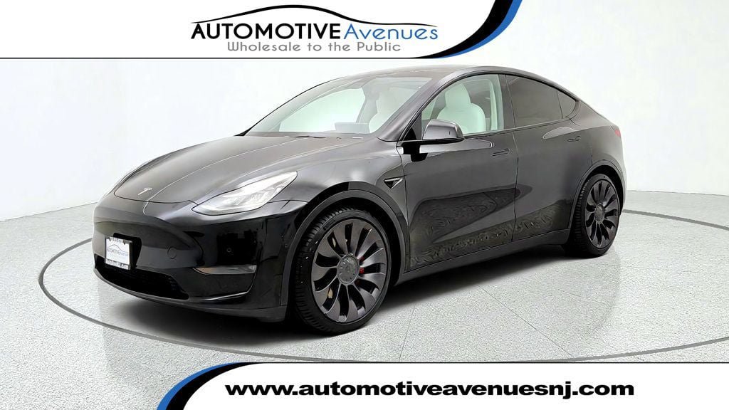 Used 2021 Tesla Model Y Performance AWD/4WD image 1