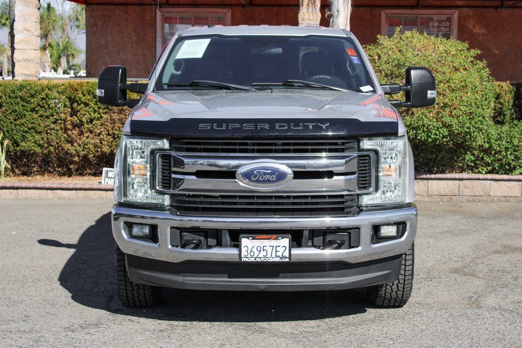 Used 2017 Ford F250 XLT w/ XLT Value Package AWD/4WD image 3