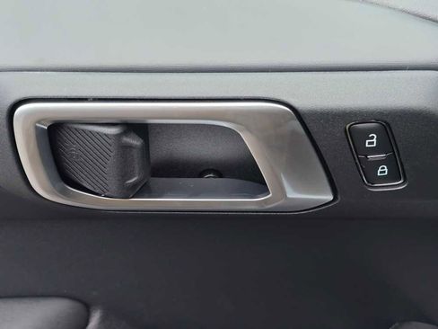 New 2025 Ford Bronco Outer Banks image 17