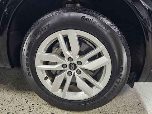 Used 2023 Audi Q5 2.0T Premium w/ Convenience Package image 9