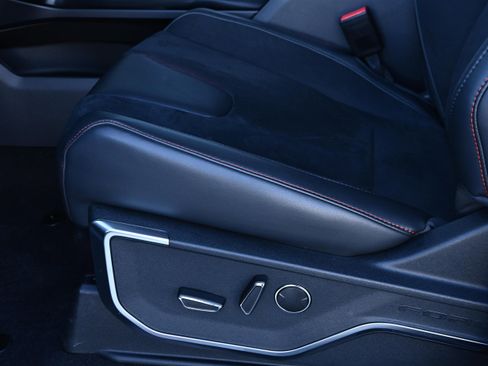 Used 2025 Ford F150 Raptor w/ Equipment Group 803A Raptor R image 33