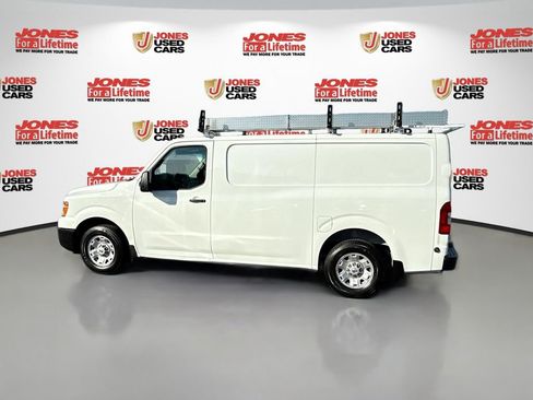 Used 2020 Nissan NV 2500 SV image 11