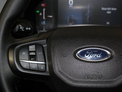 Used 2025 Ford Ranger XLT w/ Equipment Group 301A High image 16