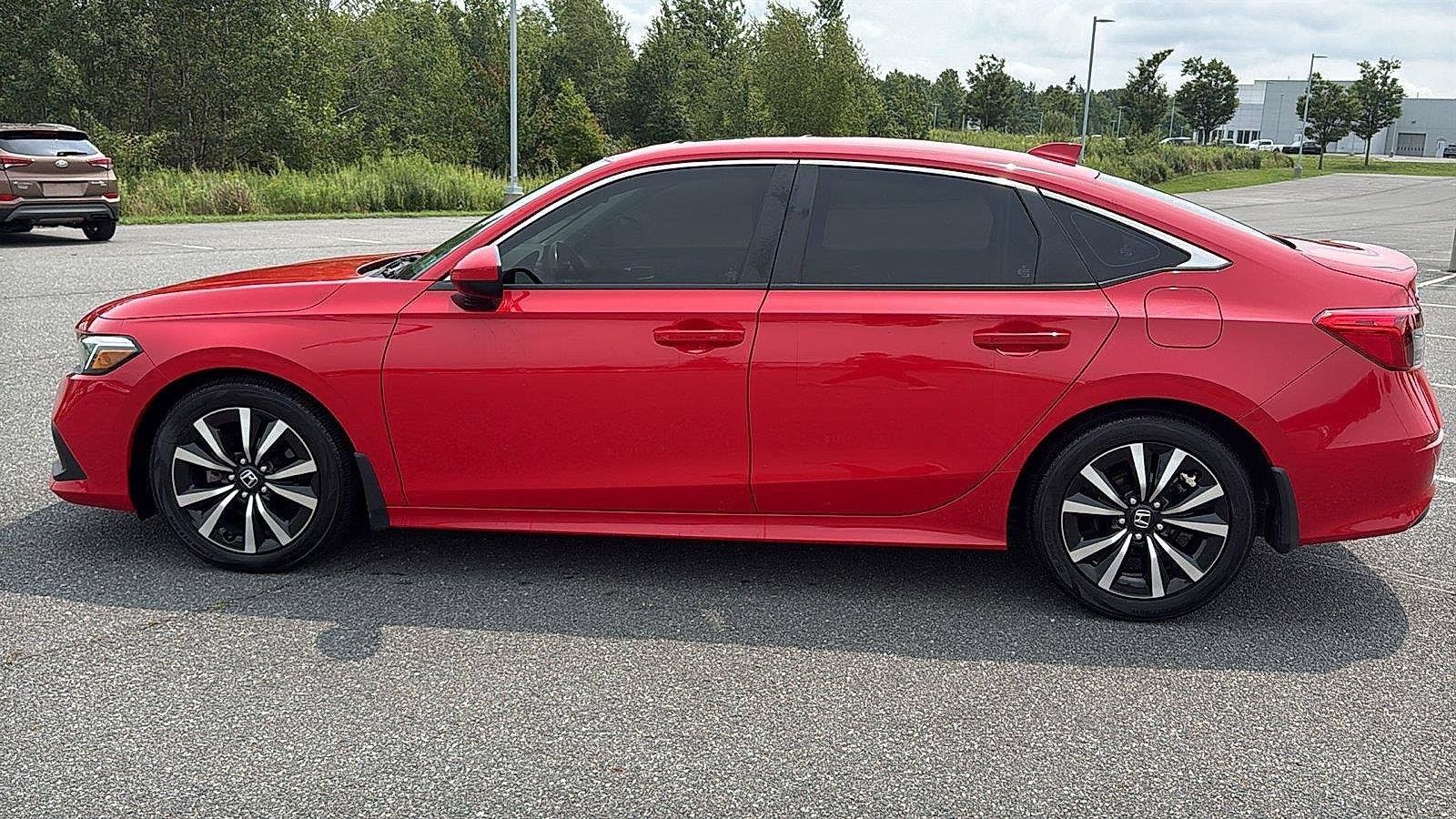 Used 2023 Honda Civic EX image 11