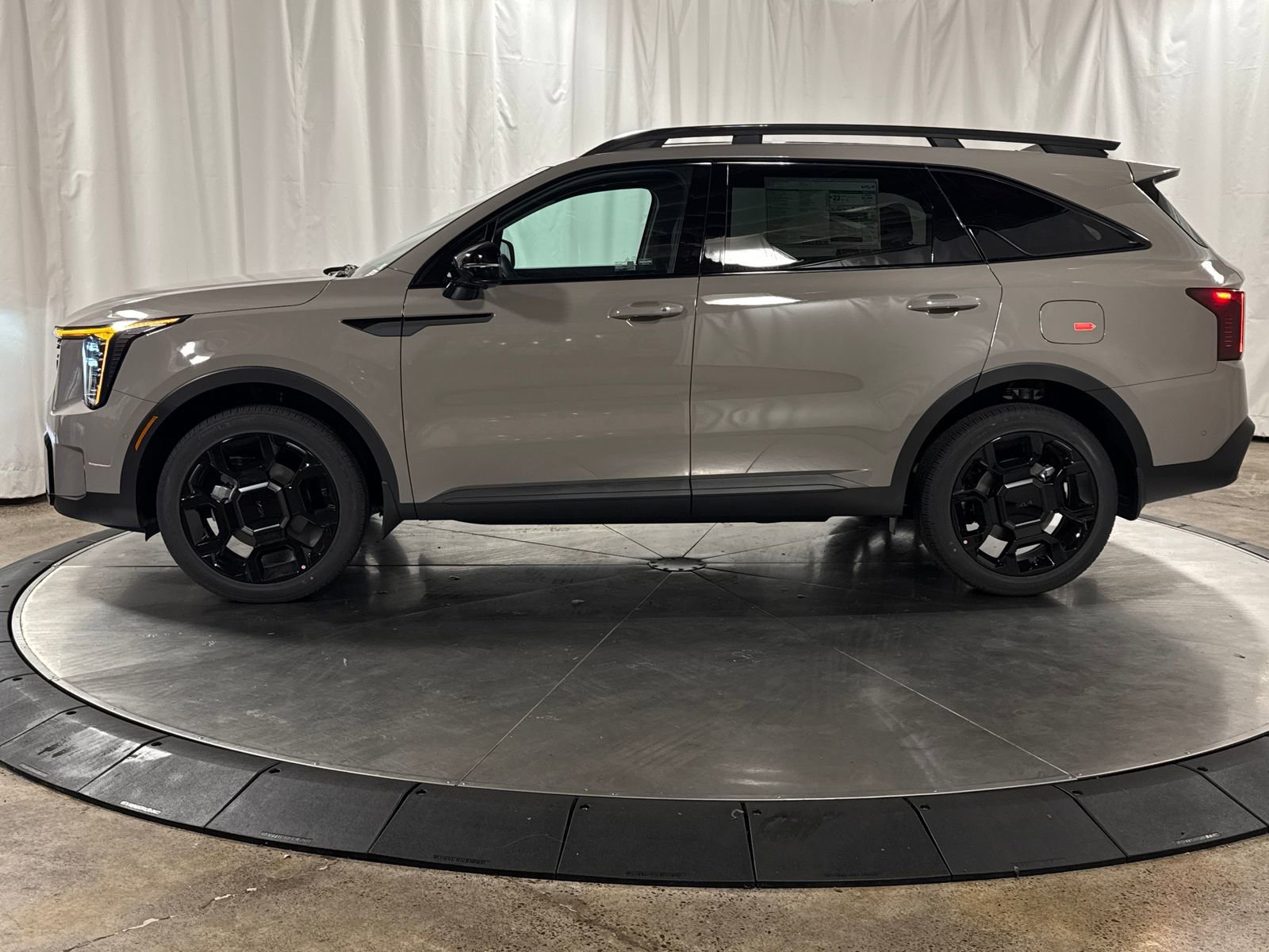 New 2026 Kia Sorento SX AWD/4WD image 4