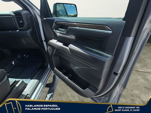 Used 2024 Chevrolet Silverado 1500 RST AWD/4WD image 37