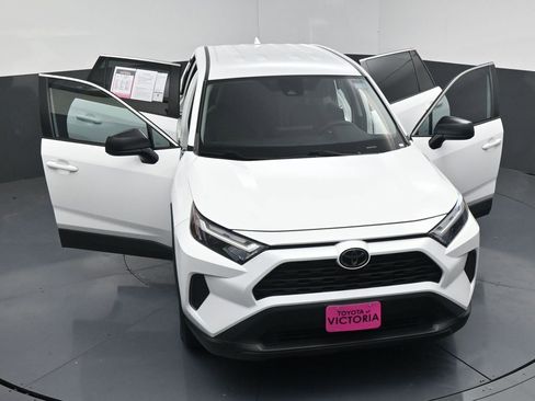 Used 2023 Toyota RAV4 LE image 23