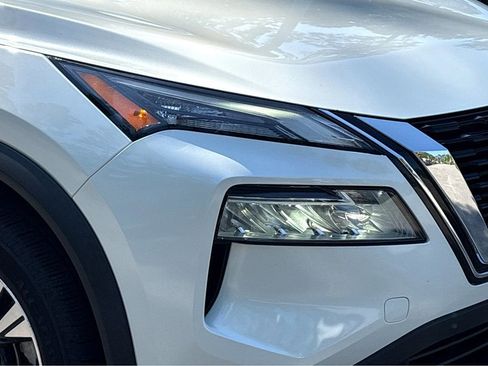 Used 2023 Nissan Rogue SV FWD image 20