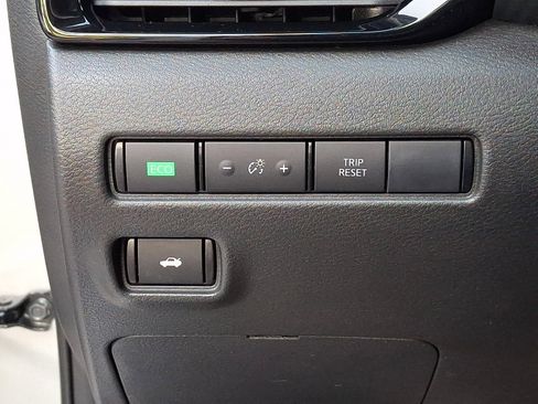 Used 2023 Nissan Sentra SV w/ All-Weather Package FWD image 26