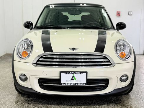 Used 2013 MINI Cooper Hardtop image 2