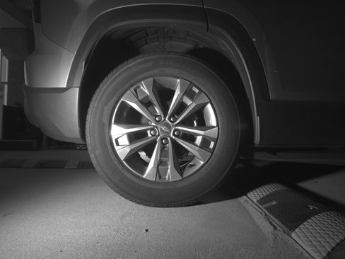 Used 2025 Chevrolet Equinox LT image 15