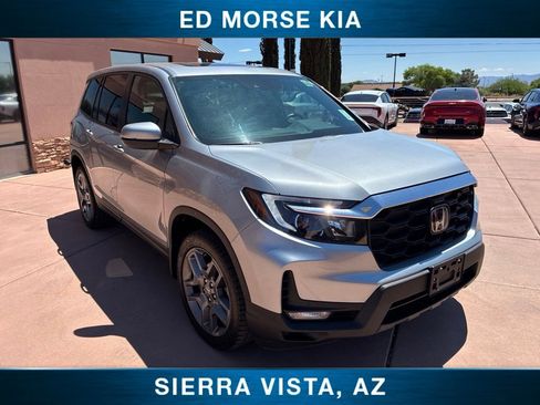 Used 2023 Honda Passport EX-L image 11