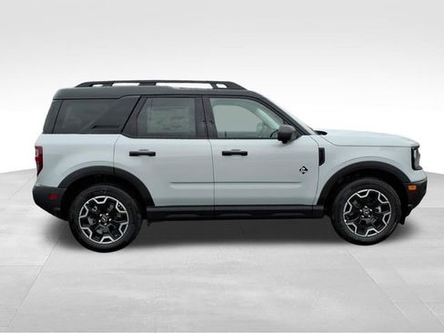 New 2026 Ford Bronco Sport Outer Banks w/ Outer Banks Tech Package+ AWD/4WD image 14