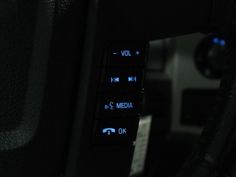 Used 2014 Ford F150 XLT w/ Equipment Group 302A Luxury AWD/4WD image 20
