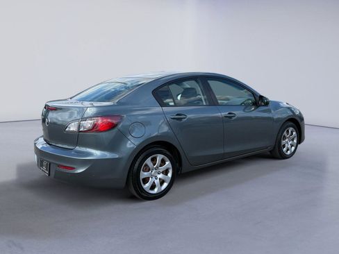 Used 2012 MAZDA MAZDA3 i Sport image 3