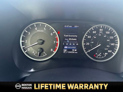 Used 2020 Nissan Sentra S w/ Lighting Package image 17