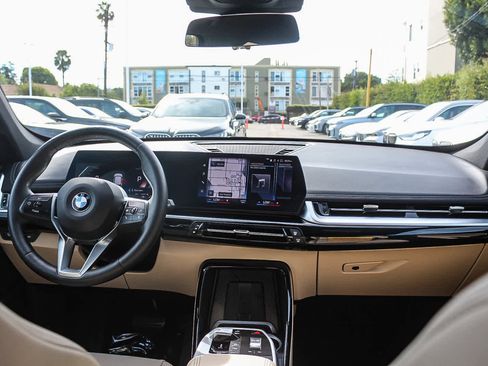 Used 2023 BMW X1 xDrive28i w/ Convenience Package image 12