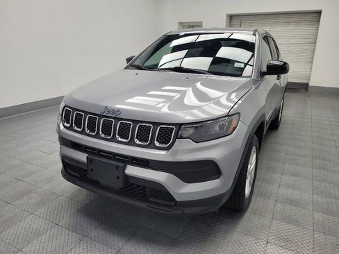 Used 2023 Jeep Compass Sport AWD/4WD image 15