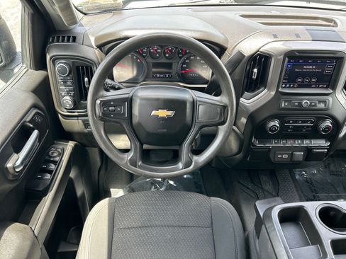 Used 2021 Chevrolet Silverado 1500 Custom AWD/4WD image 5