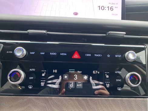 New 2026 Genesis G80 2.5T Advanced image 19