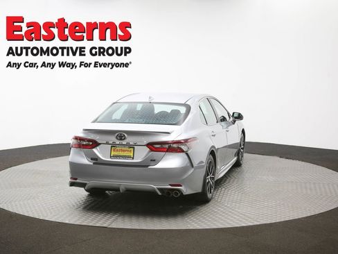 Used 2024 Toyota Camry SE image 38