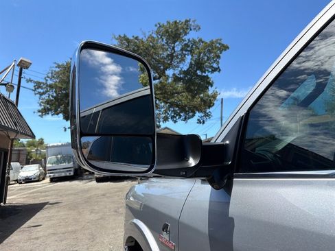 Used 2019 RAM 2500 Limited AWD/4WD image 32