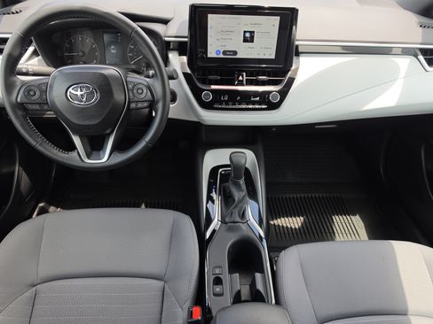Certified 2025 Toyota Corolla SE FWD image 8