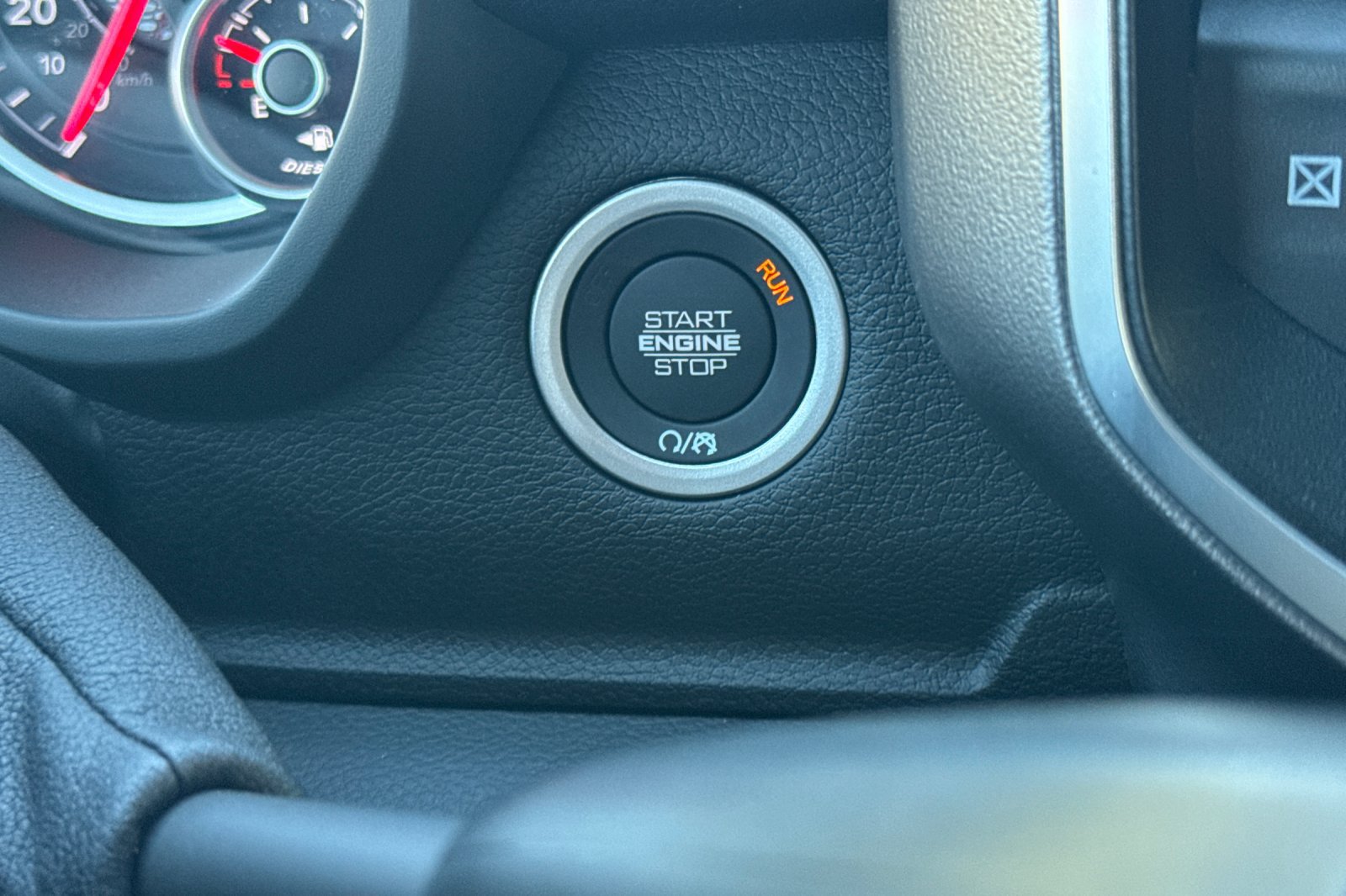 New 2027 RAM 3500 Big Horn AWD/4WD image 18