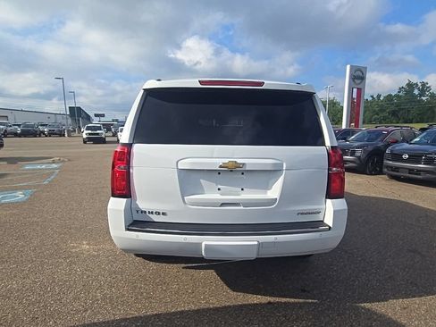 Used 2019 Chevrolet Tahoe Premier AWD/4WD image 6