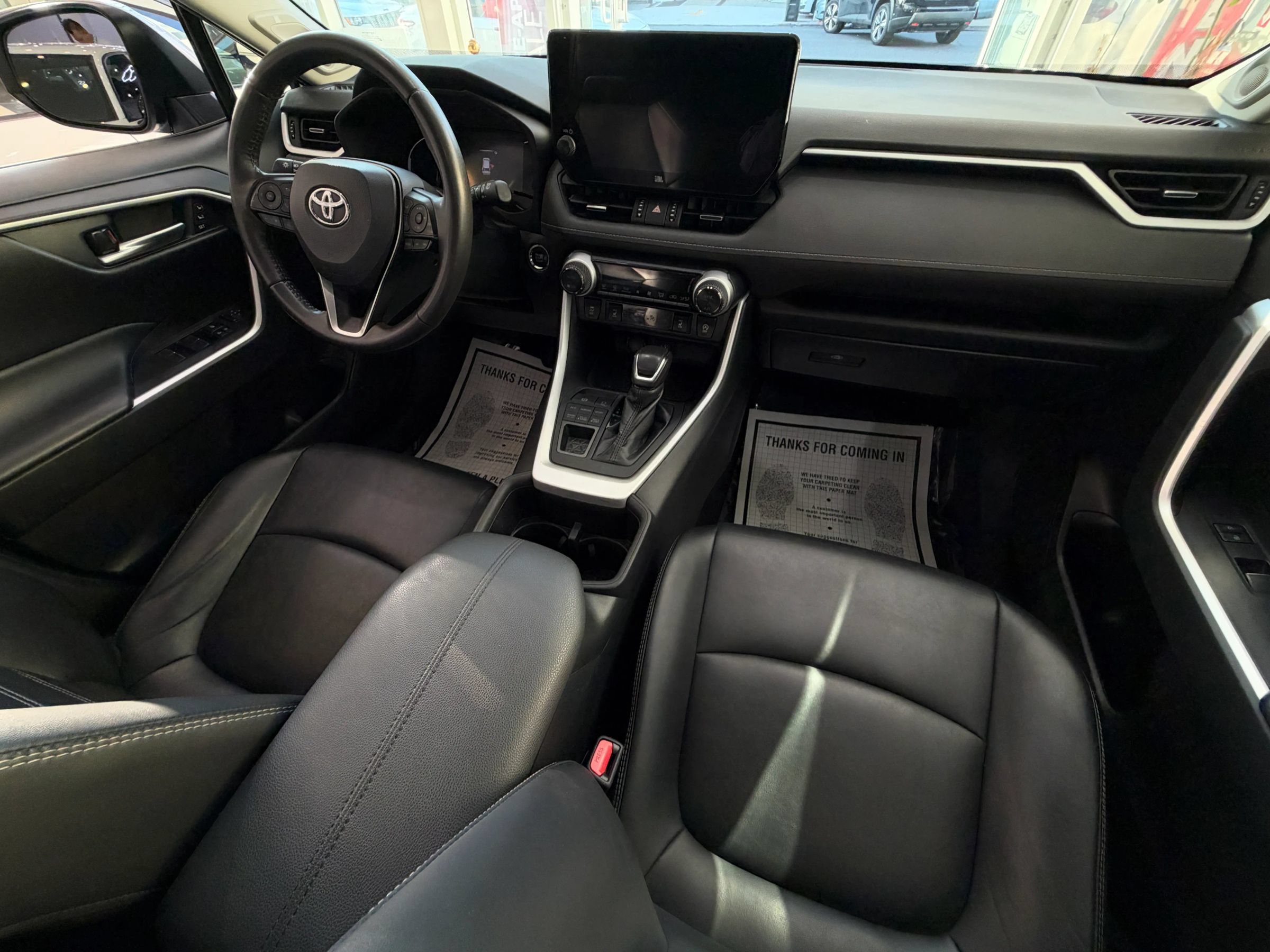 Used 2023 Toyota RAV4 XLE Premium AWD/4WD image 29