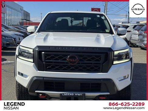 Used 2024 Nissan Frontier PRO-4X w/ Technology Package image 2