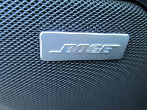 New 2026 GMC Sierra 1500 SLT w/ SLT Convenience Package image 15