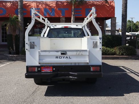 Used 2022 Ford F350 XL w/ Power Equipment Group RWD image 7