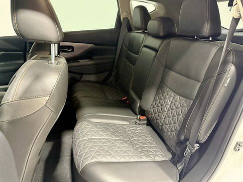 Used 2021 Nissan Murano Platinum w/ Cargo Package image 32