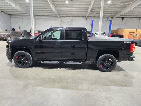 Used 2017 Chevrolet Silverado 1500 LTZ Z71 w/ Redline Edition AWD/4WD image 5