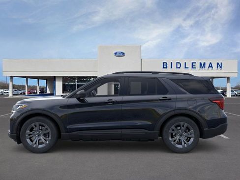New 2026 Ford Explorer Active image 3