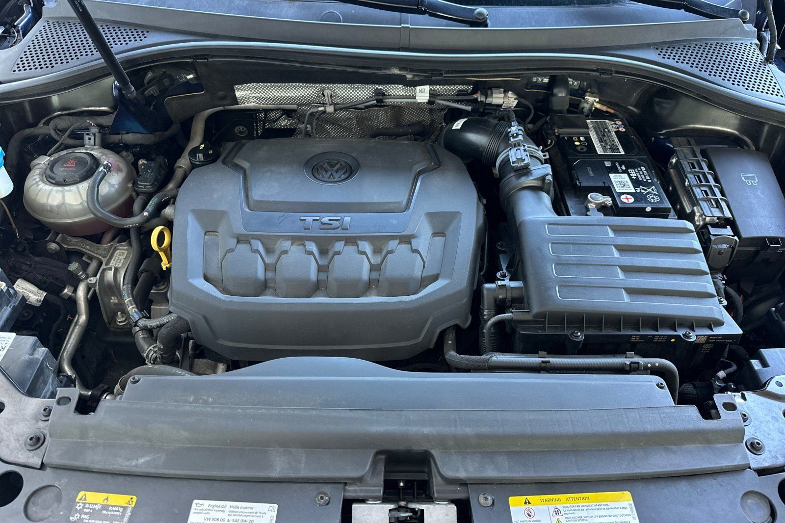 Used 2023 Volkswagen Tiguan SE AWD/4WD image 33
