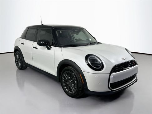 Used 2025 MINI Cooper S FWD image 3
