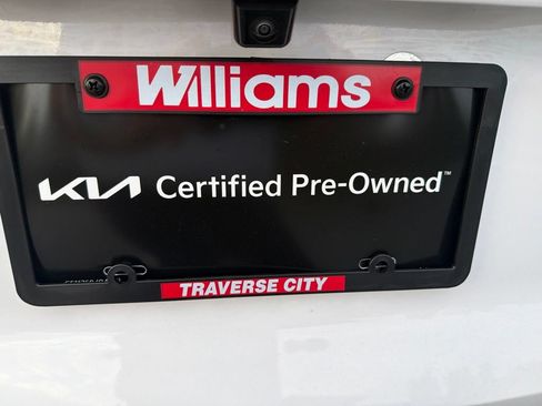 Used 2026 Kia Sorento S w/ S Panoramic Sunroof Package FWD image 11