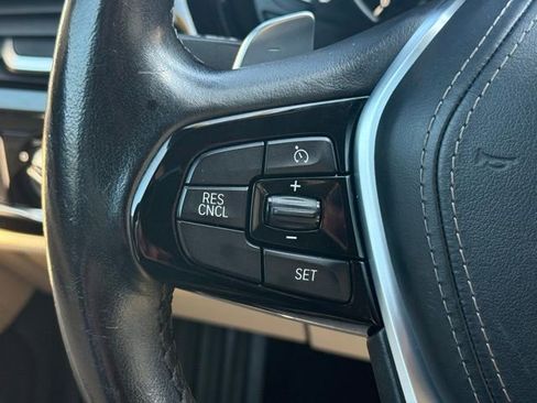 Used 2019 BMW 540i xDrive w/ Convenience Package image 46