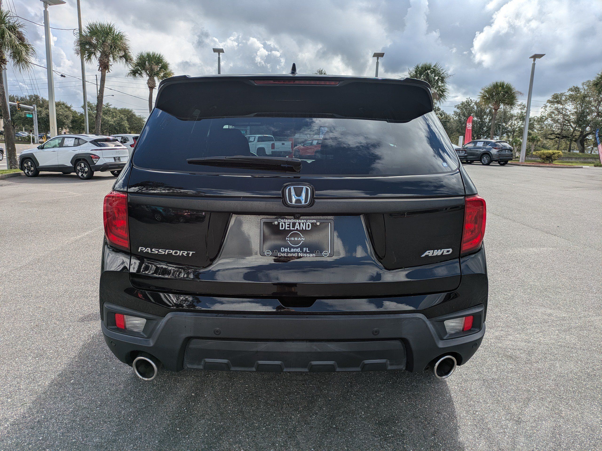 Used 2023 Honda Passport EX-L image 5