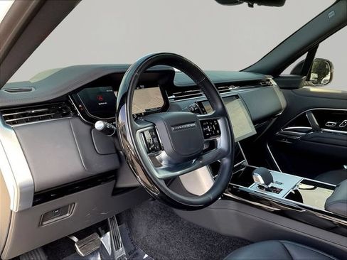 Used 2024 Land Rover Range Rover Long Wheelbase SE AWD/4WD image 18