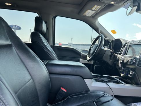 Used 2019 Ford F450 Lariat w/ Lariat Ultimate Package AWD/4WD image 13