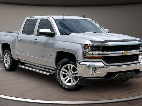 Used 2017 Chevrolet Silverado 1500 LT w/ All Star Edition RWD image 10