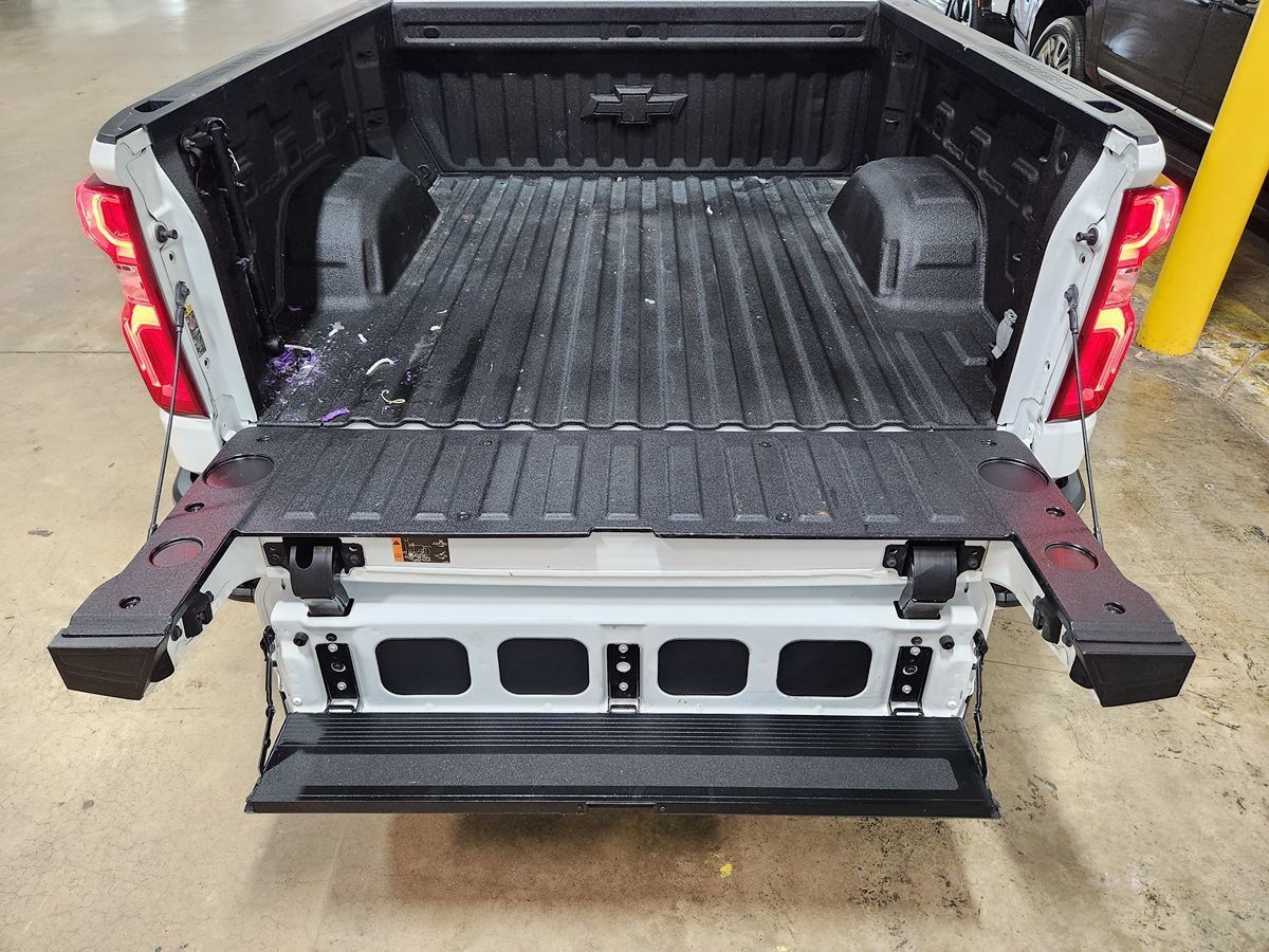 Used 2022 Chevrolet Silverado 1500 LTZ AWD/4WD image 54