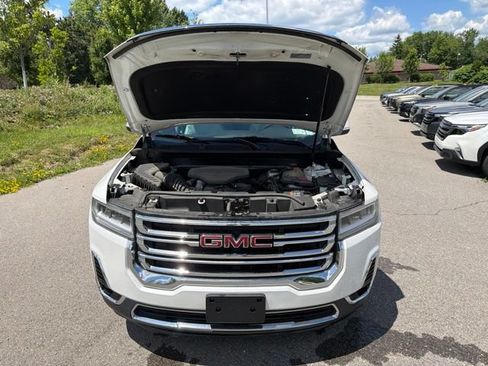 Used 2020 GMC Acadia SLT w/ Trailering Package AWD/4WD image 3