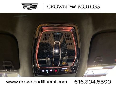 Certified 2025 Cadillac Escalade IQ Sport 2 AWD/4WD image 13