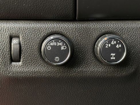 Used 2016 Chevrolet Colorado LT image 17